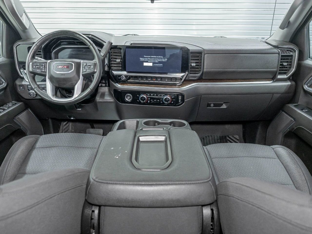 GMC Sierra 1500 SLE X31 CREW 4X4 DIESEL *NAV* SIÈGES CHAUF CARPLAY 2024 Blanc Saint-Jérôme - photo #10