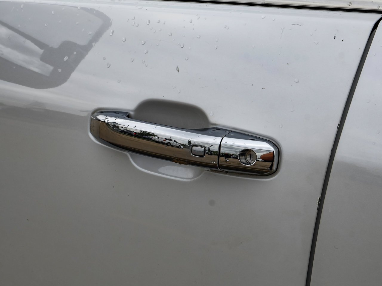 2021 Chevrolet Silverado 3500HD 4WD Crew Cab 172 High Country White Sherwood Park - photo #11