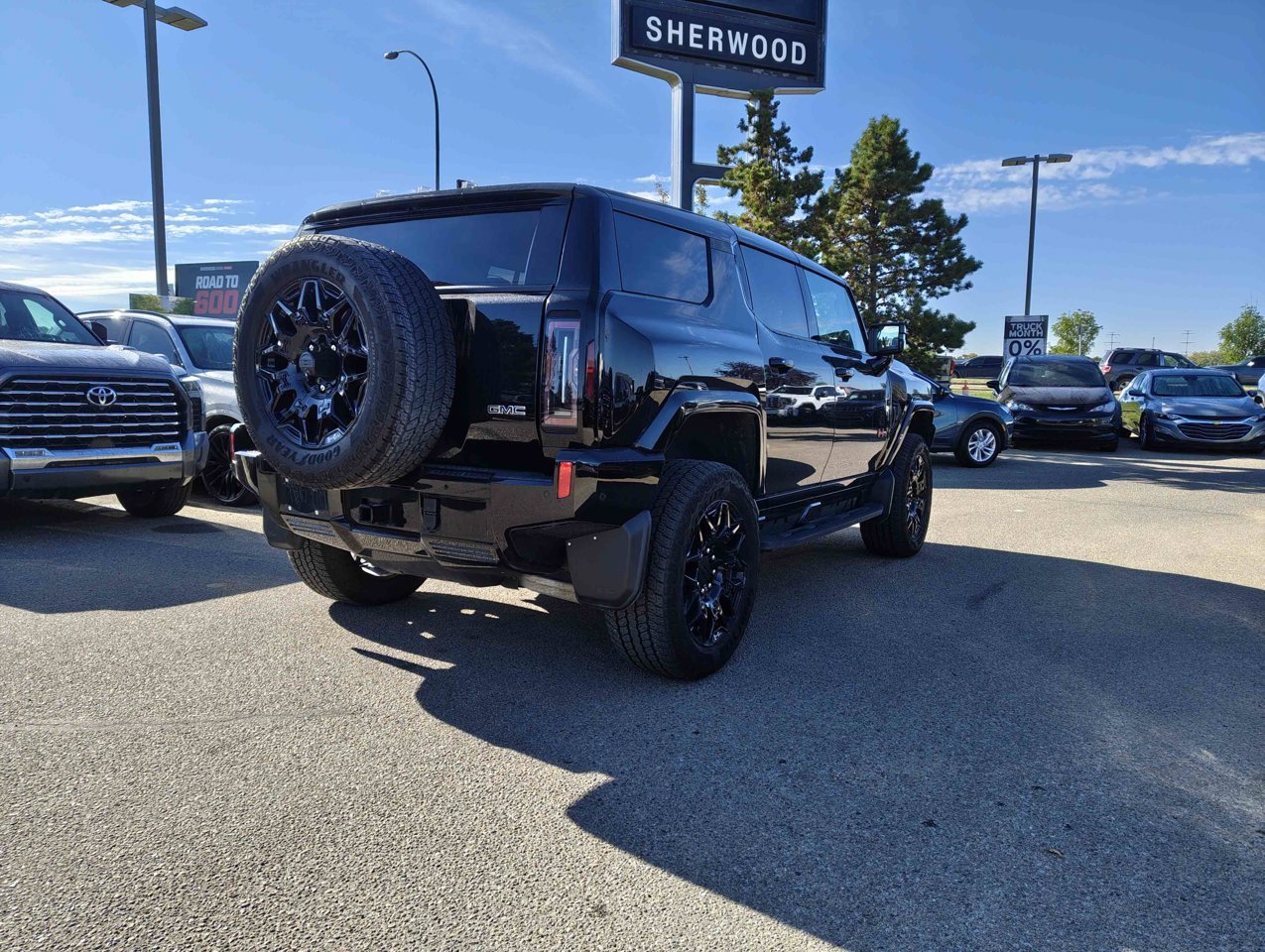 2024 GMC HUMMER EV SUV e4WD 4dr 2X Black Sherwood Park - photo #5
