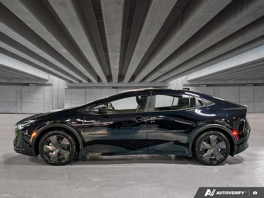 2026 Toyota Prius Plug-In Hybrid SE Black