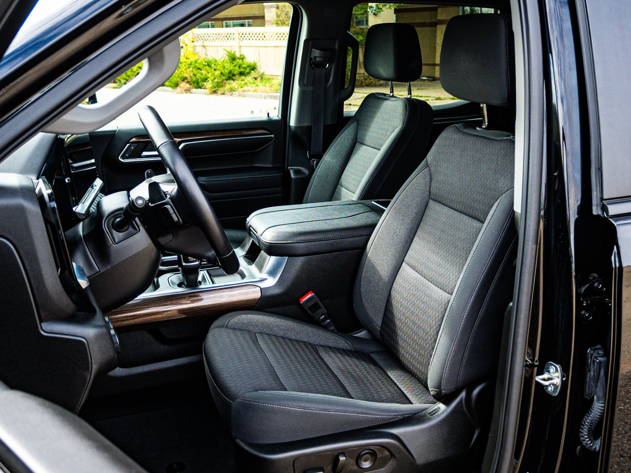 2023 Chevrolet Silverado 1500 4WD Crew Cab 147 RST Black Sherwood Park - photo #18