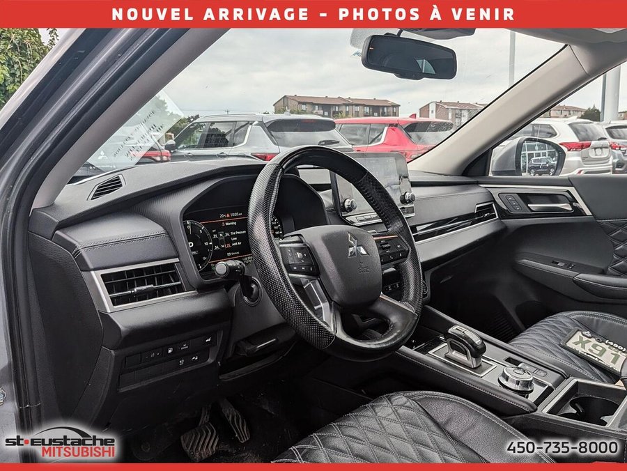 Mitsubishi Outlander PHEV SEL S-AWC PHEV PLUG IN-CUIR-TOIT PANORAMIQUE-BANC ET VOLANT CHAUFFANT 2023 Gris
