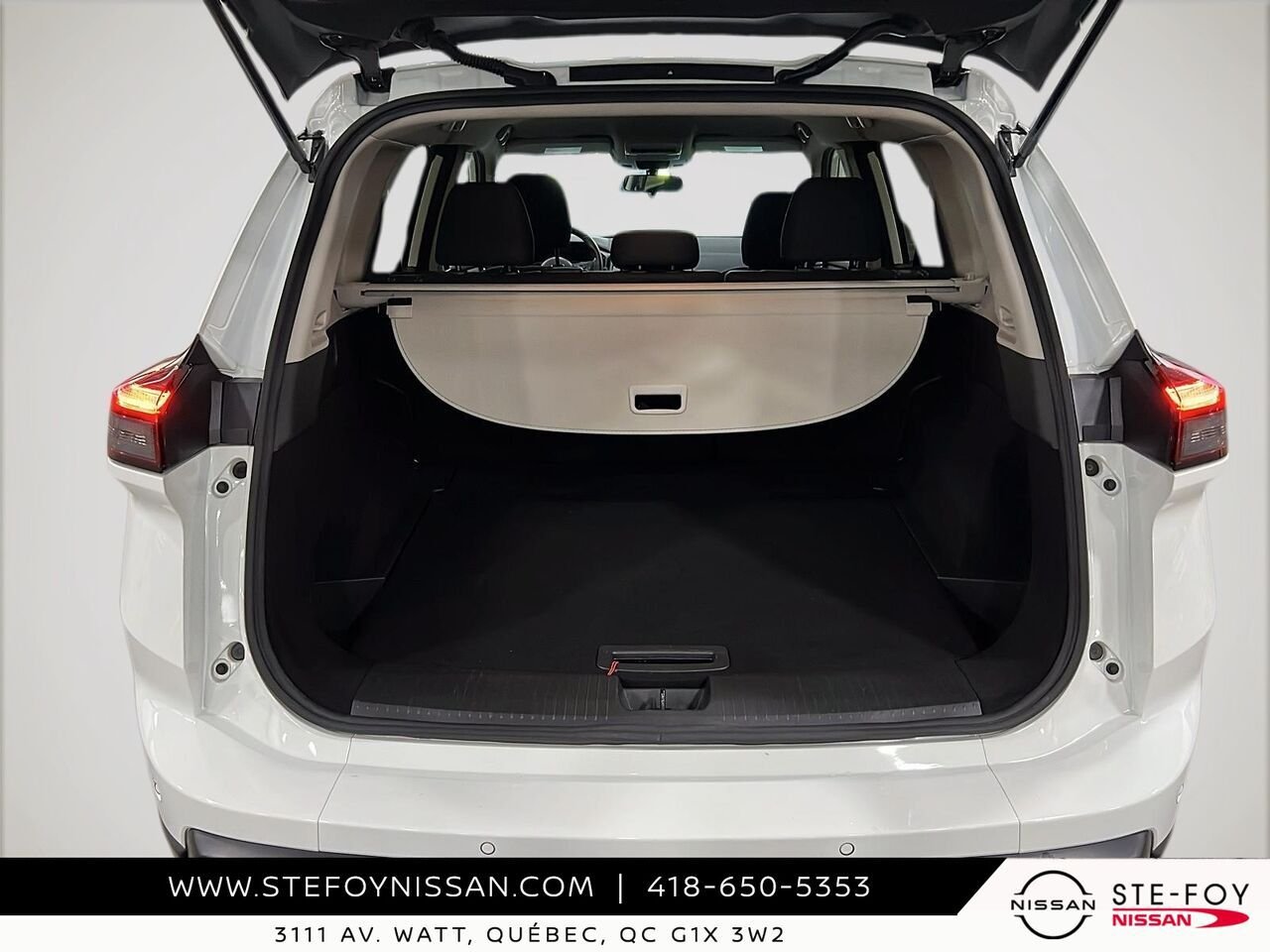 2024 Nissan Rogue S White Ste-Foy - photo #5