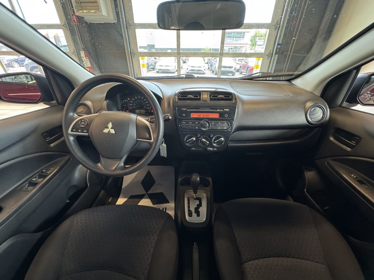 Mitsubishi Mirage 2017 Rouge Saint-Eustache - photo #8