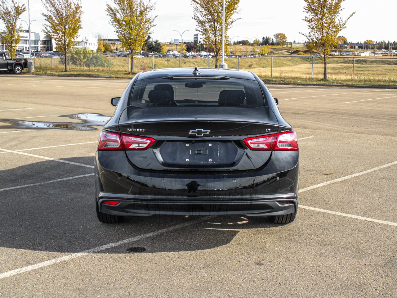 2019 Chevrolet Malibu 4dr Sdn LT w/1LT Black Sherwood Park - photo #6