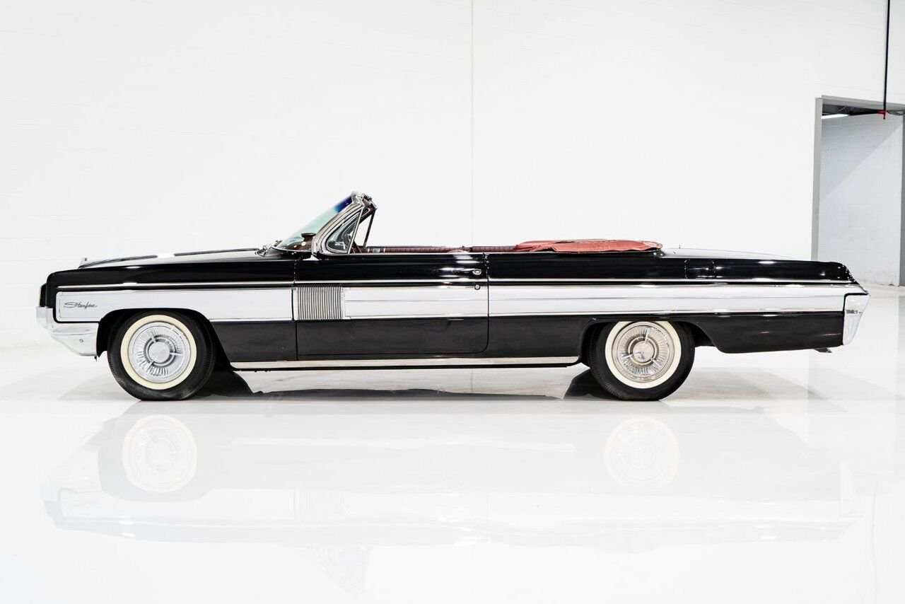 Oldsmobile Starfire Factory A/C. Single repaint and extensive ownership history **PRICE IN USD** 1962 Noir Montréal - photo #57