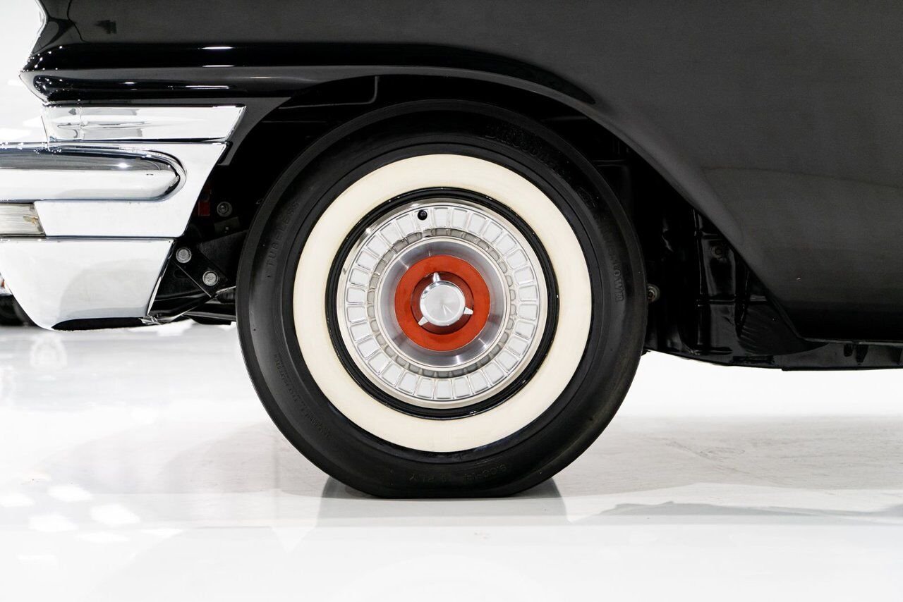 Chrysler 300C 1 of 474 convertibles produced **PRICE IN USD** 1957 Noir Montréal - photo #45