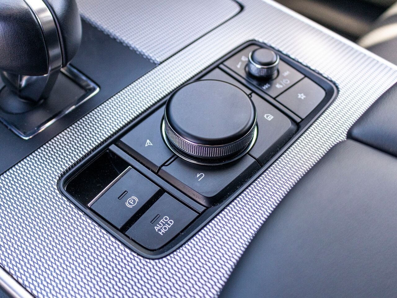 Mazda CX-90 hybride rechargeable GT TI 2024 Gris Châteauguay - photo #17