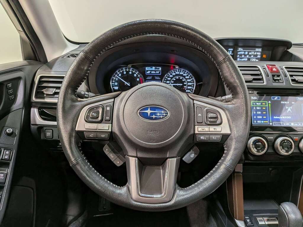 Subaru Forester 2018 Noir Val-David - photo #15