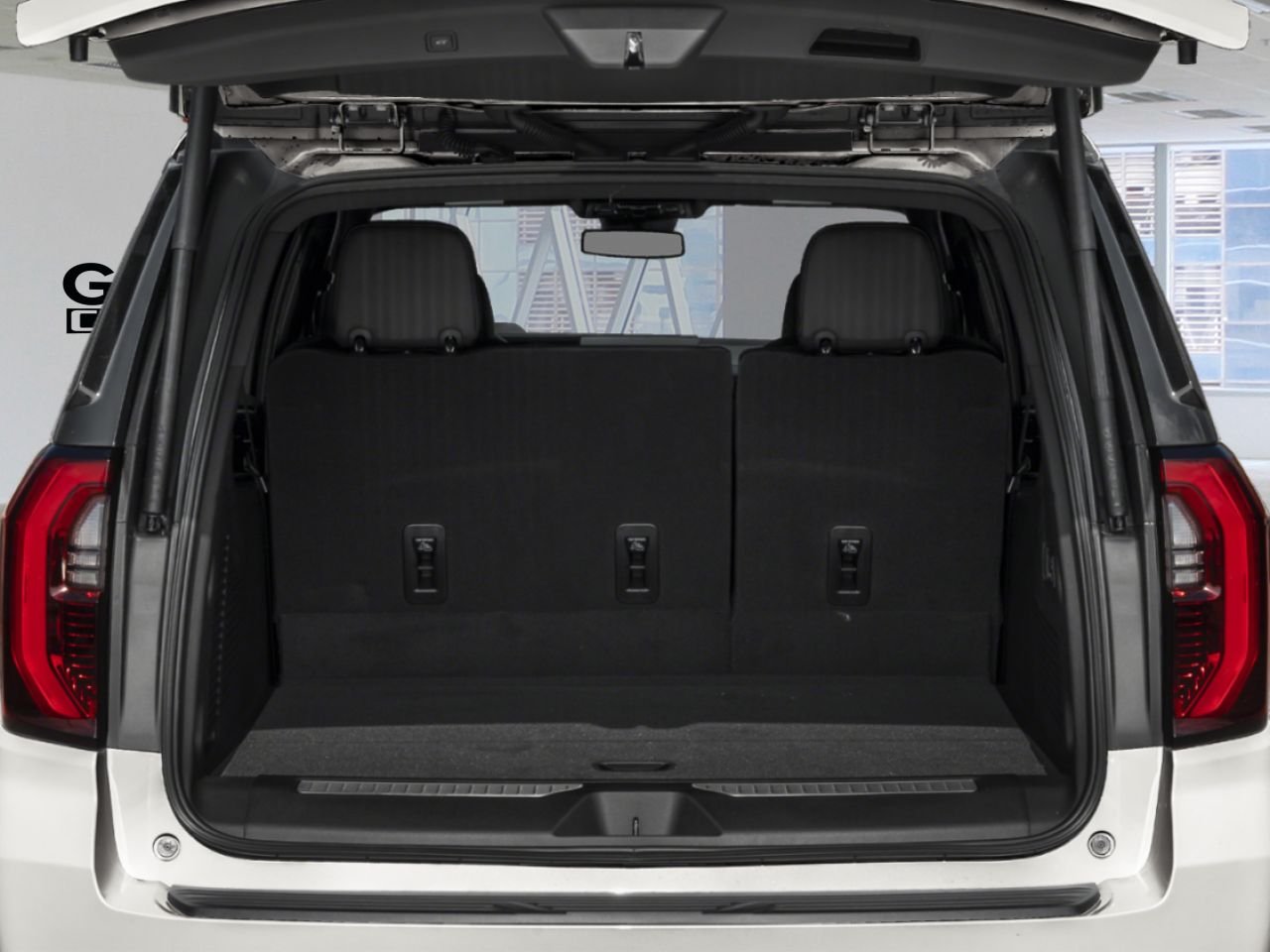GMC Yukon XL YUKON XL 4WD DENALI (5SA) | E26-0949 2026 Argent métallisé Granby - photo #3