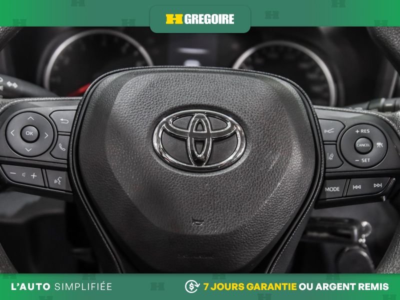 2019 Toyota Rav 4 White Saint-Eustache - photo #16