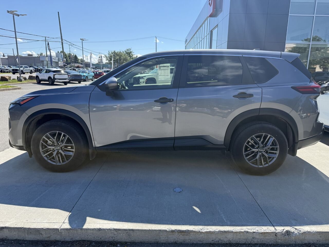 2024 Nissan Rogue S AWD Grey Châteauguay - photo #1
