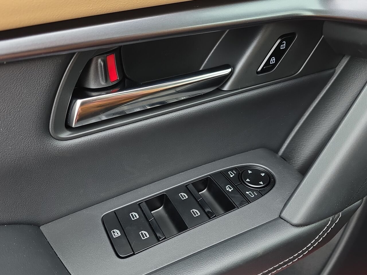 Mazda CX-5 GT TI, ÉCRAN TACTILE 12.9 POUCES, SIÈGES CHAUFFANTS 2026 Rouge vibrant cristal métallisé Val-David - photo #13