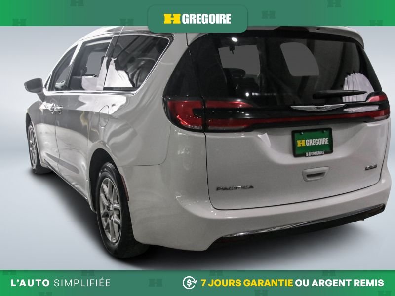 2022 Chrysler Pacifica White Laval - photo #4