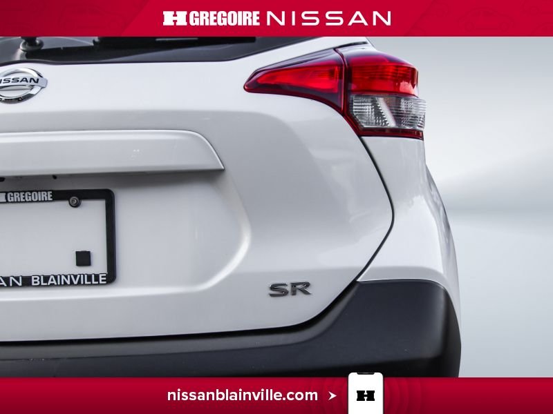 2019 Nissan Kicks White Laval - photo #11
