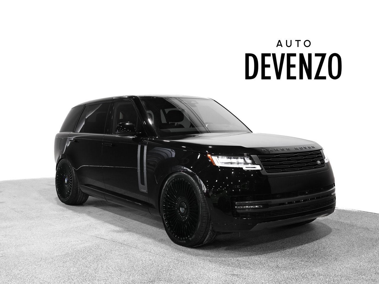Land Rover Range Rover 2024 Noir Saint-Eustache - photo #1