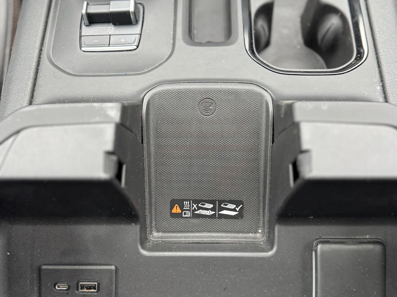 2022 GMC Sierra 1500 AT4 Black Granby - photo #24
