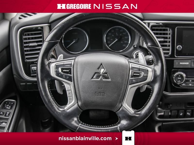 Mitsubishi Outlander PHEV 2018 Argent Laval - photo #14