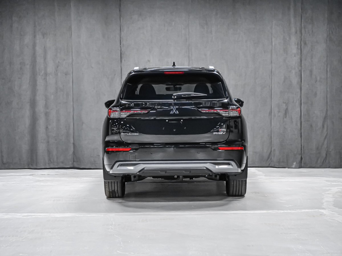 Mitsubishi Outlander PHEV GT 2026 Fini taillé diamant Noir de qualité supérieure Montréal - photo #4