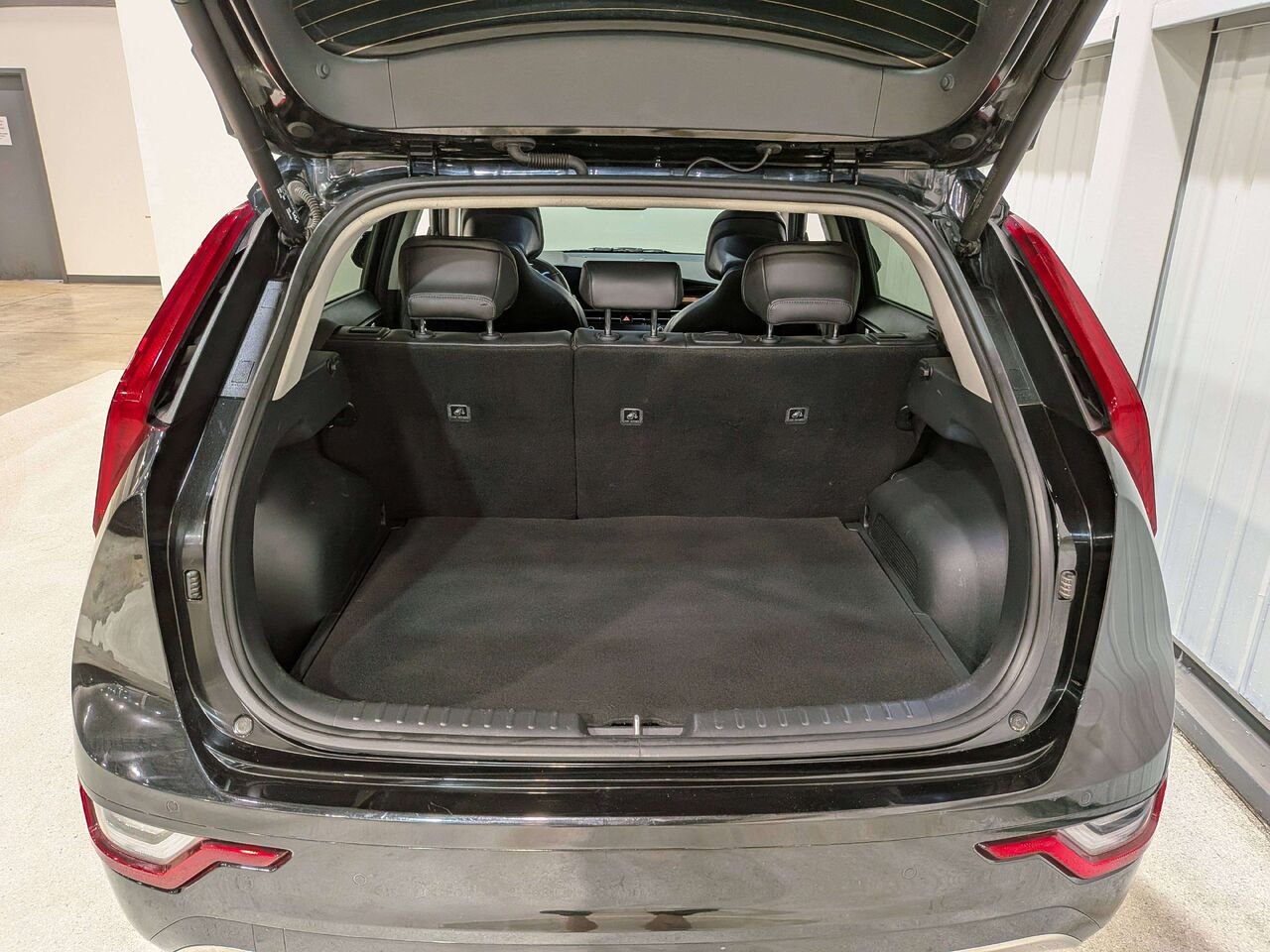 Kia Niro EV 2025 Noir Val-David - photo #8