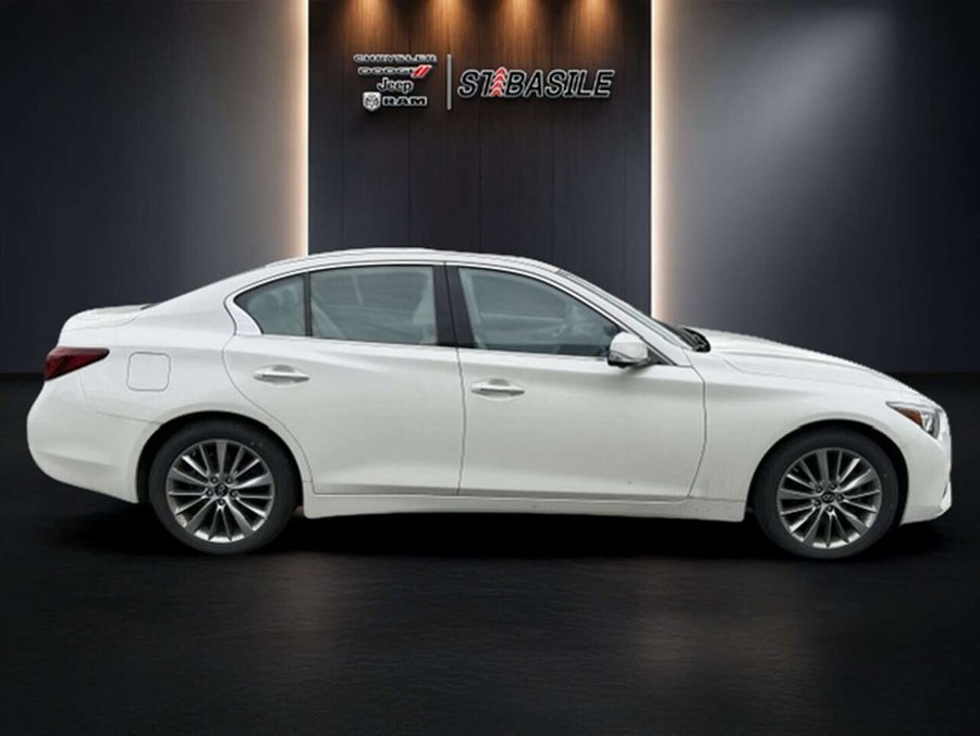 INFINITI Q50 LUXE AWD, CUIR, TOIT OUVRANT, AUDIO BOSE 2024 Blanc
