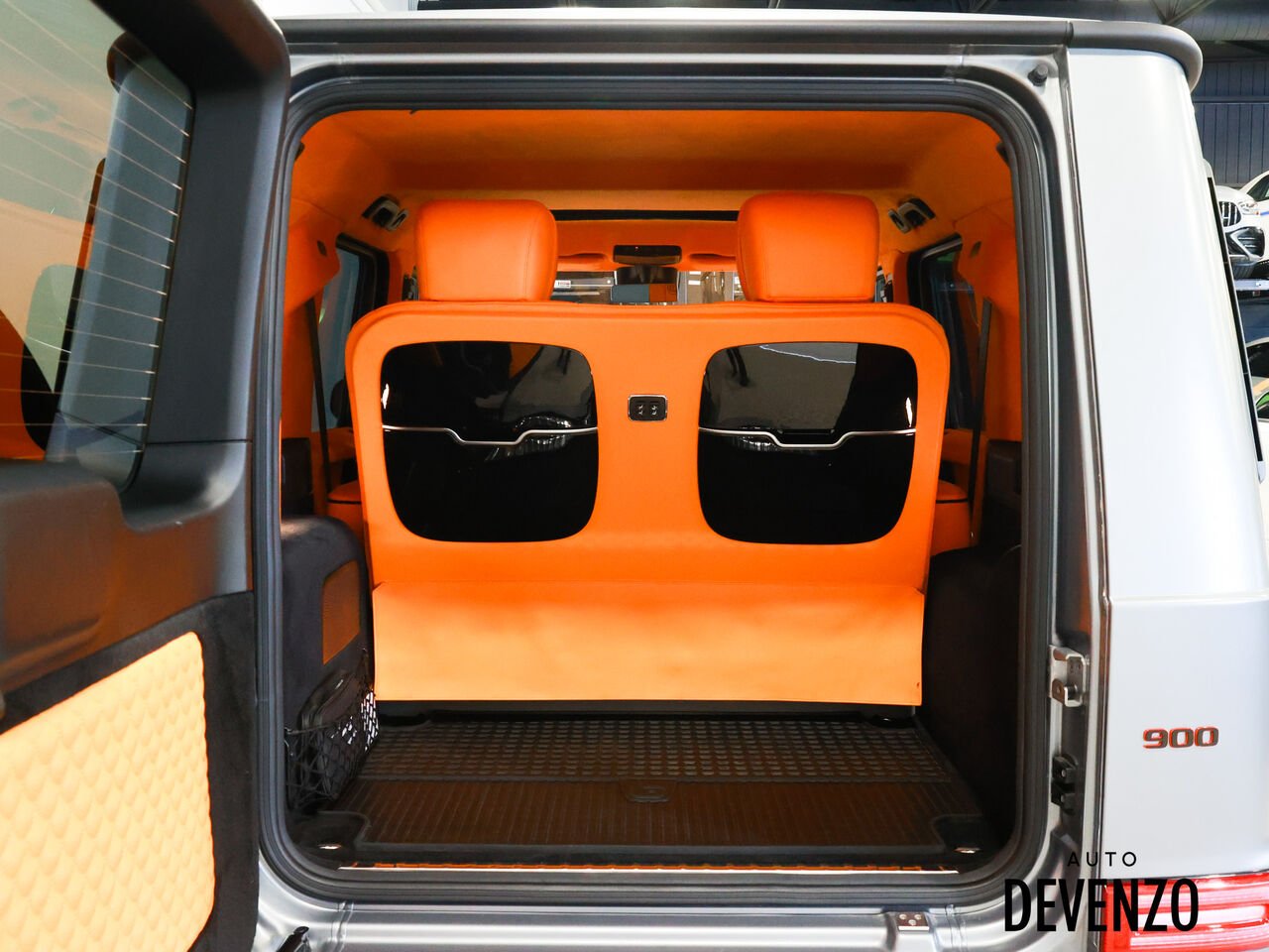 Mercedes-Benz G63 AMG 900 BRABUS & CUSTOM INTERIOR 2023 Argent Saint-Eustache - photo #26