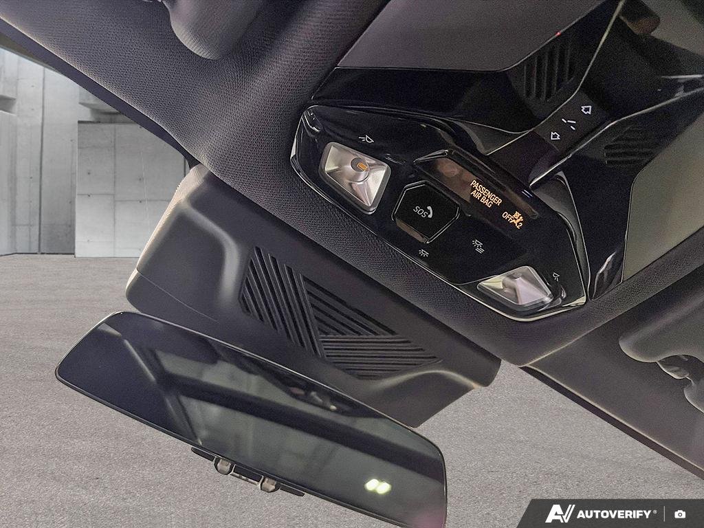 2024 BMW X1 M35i xDrive 2602174A | M35i xDrive, stunning, less than 47,000km Blue Edmonton - photo #19
