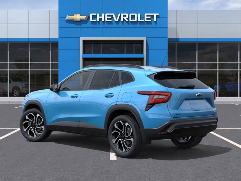 CHEVROLET Trax 2RS 4 portes TA 2026 Bleu marina métallisé Montmagny - photo #2