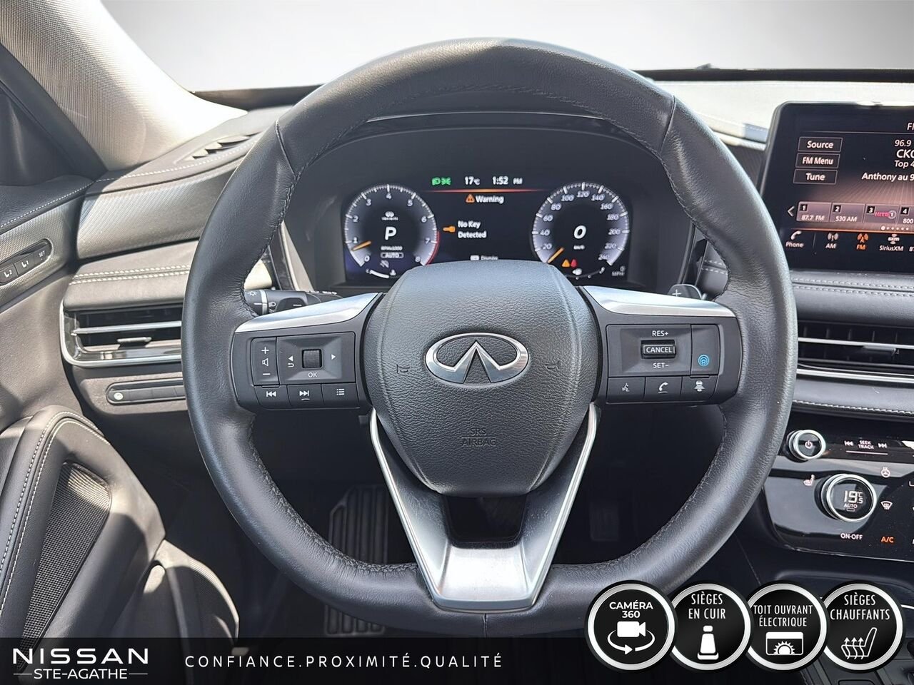 INFINITI QX60 LUXE | AWD | TOIT PANORAMIQUE | 7 PLACES | 2024 Noir Saint-Jérôme - photo #10