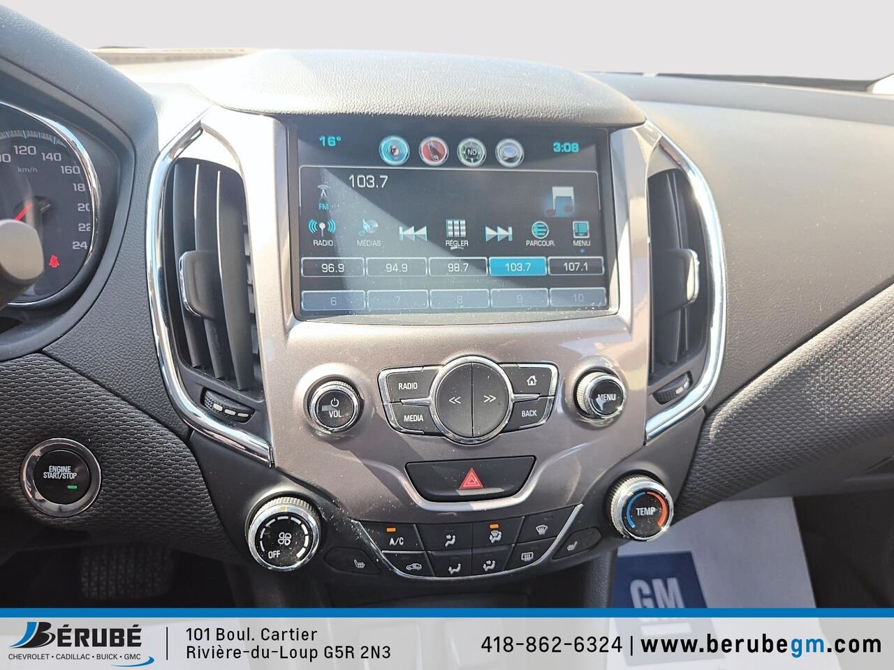 Chevrolet CRUZE Hatchback LT 2017 Gris Rivière-du-Loup - photo #10