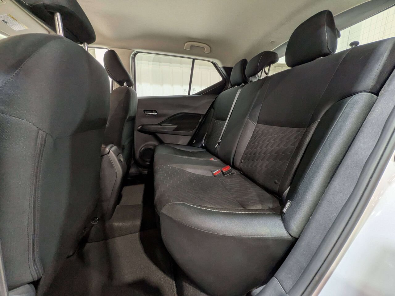 2024 Nissan Kicks SV FWD White Val-David - photo #10