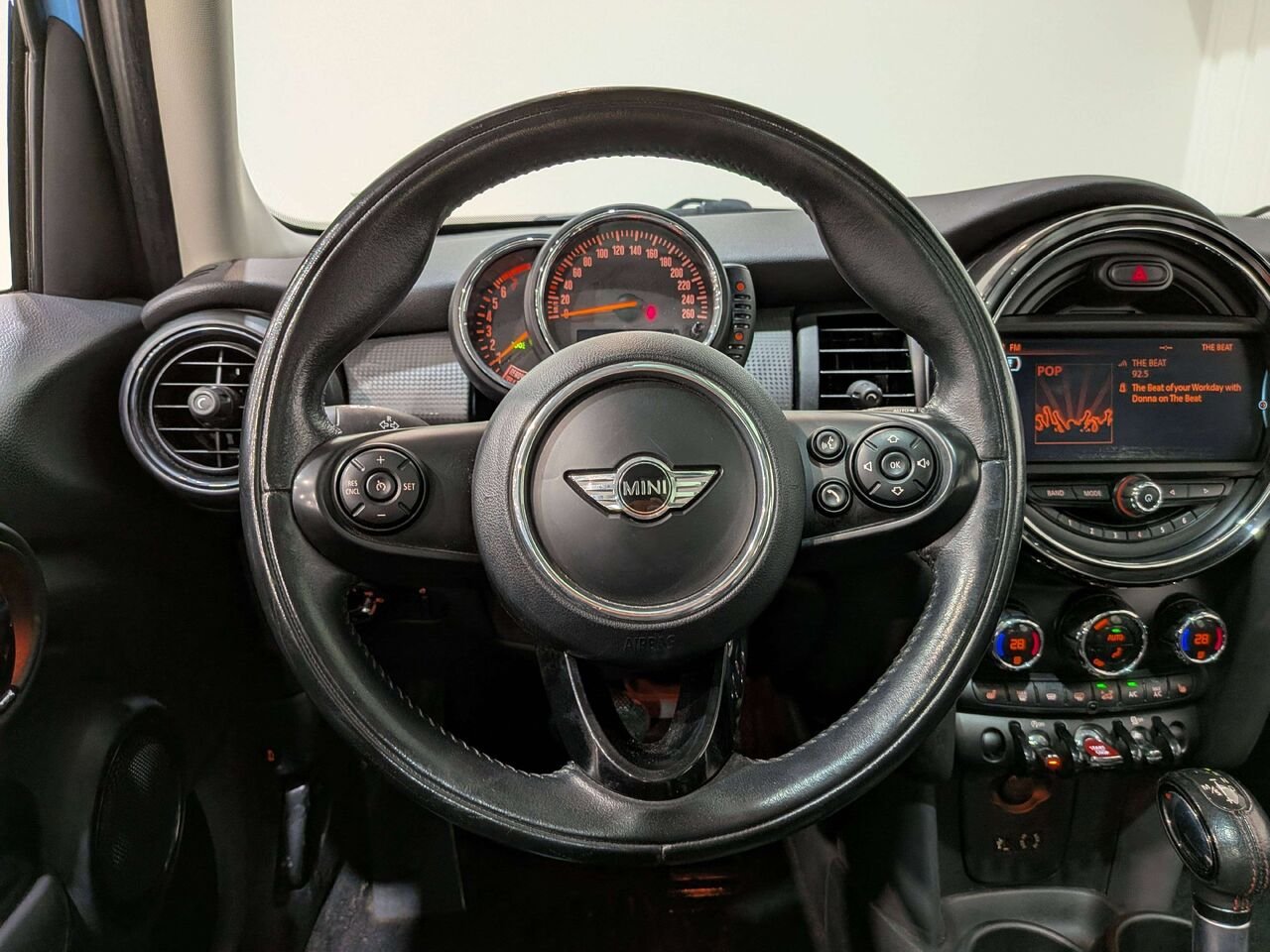 2016 MINI Cooper Hardtop 5 Door 5dr HB Blue Val-David - photo #12