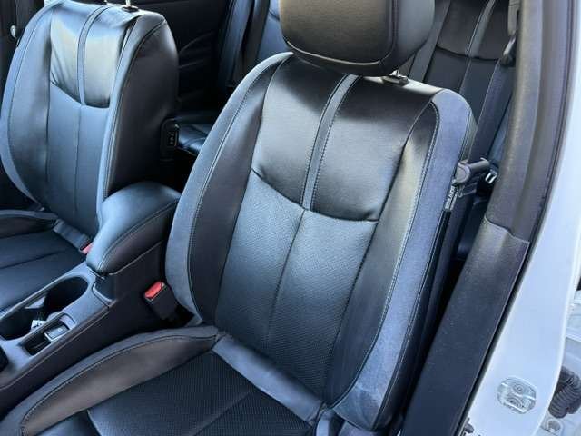 Nissan Leaf 2023 Blanc Saint-Basile-le-Grand - photo #12
