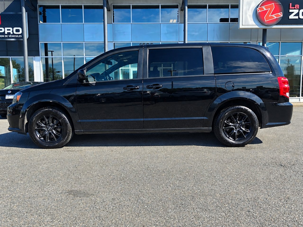Dodge Grand Caravan GT Stow N Go 2019 Noir Granby - photo #2