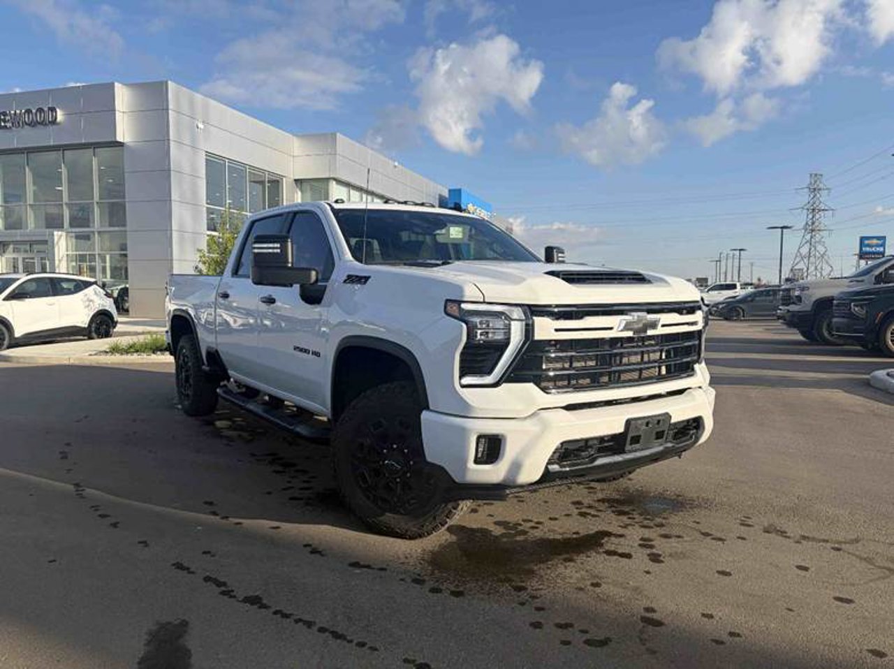 2024 Chevrolet Silverado 2500HD 4WD Crew Cab 159 LT White Sherwood Park - photo #1