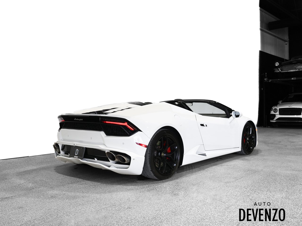 2017 Lamborghini Huracan White Saint-Eustache - photo #3
