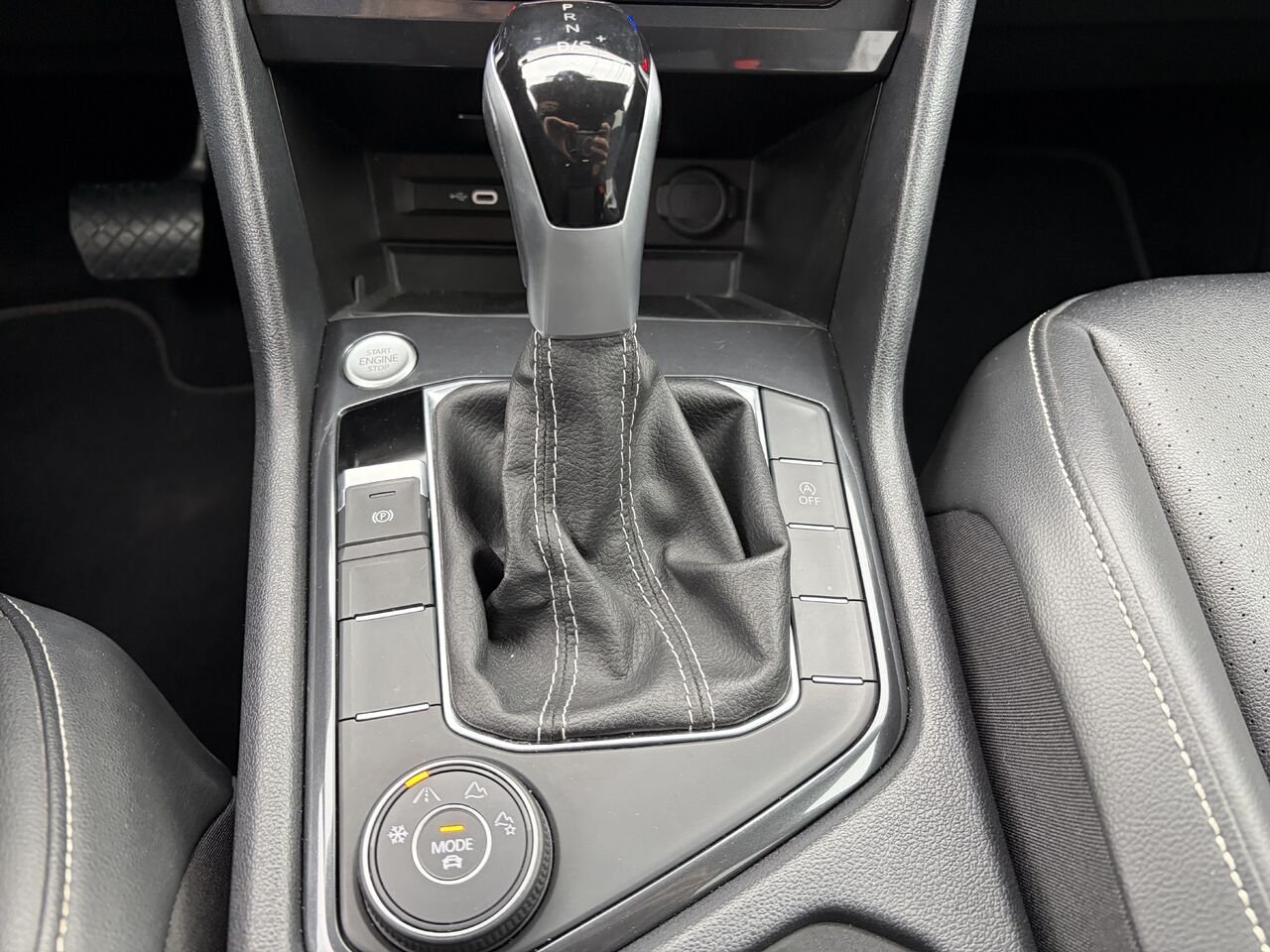 2024 VOLKSWAGEN TIGUAN SE/WOLFSBURG Comfortline 4MOTION Grey Montmagny - photo #17