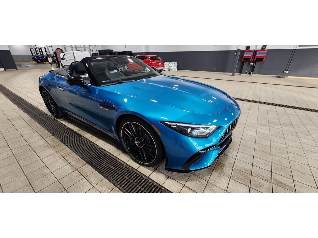 2023 Mercedes-Benz SL-Class AMG SL 63 Roadster IMPECCABLE COMME NEUF Blue Québec - photo #15