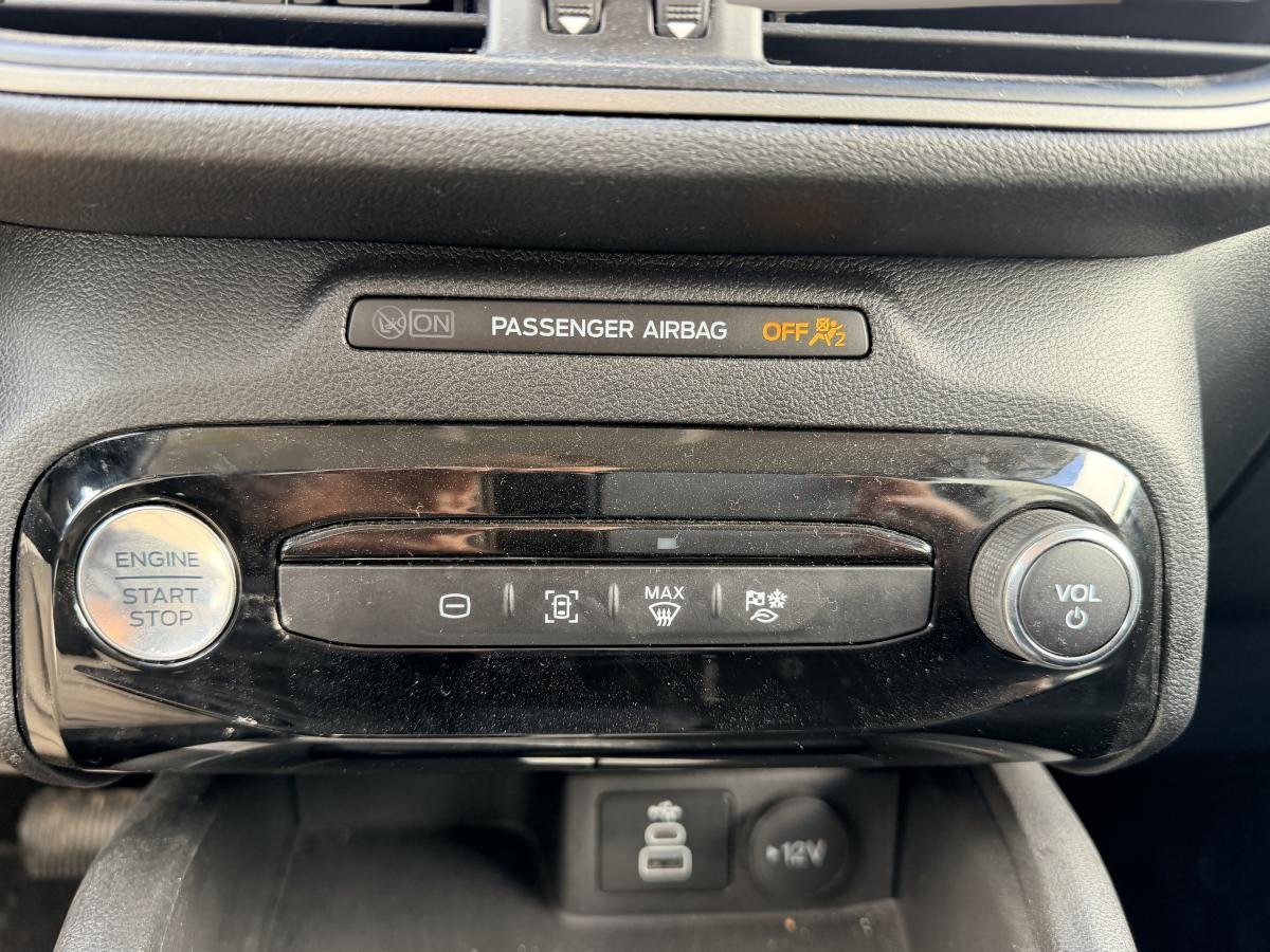 2025 Ford Escape Plug-in Hybrid Black  - photo #15