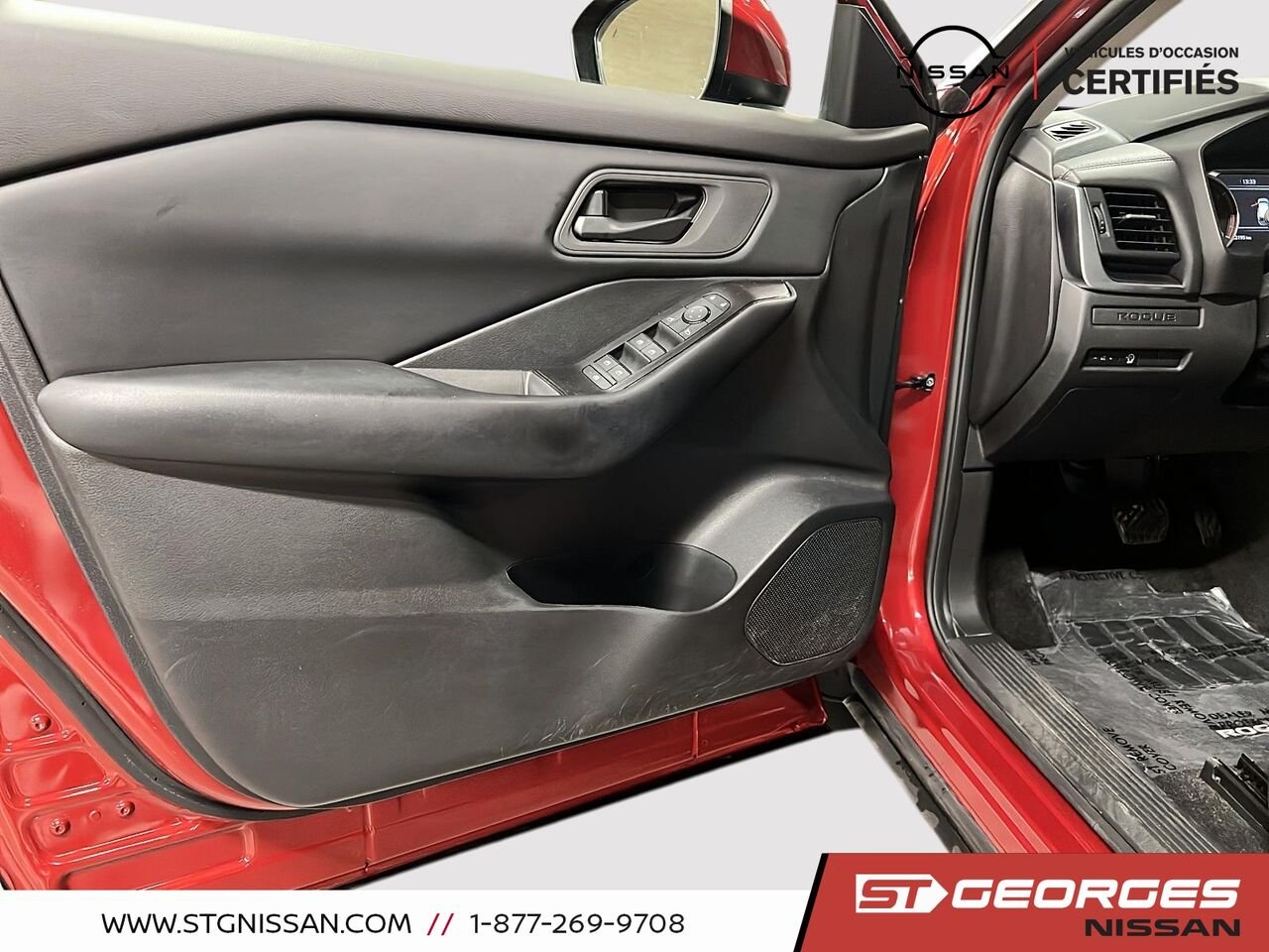2024 Nissan Rogue Red Saint-Georges - photo #10