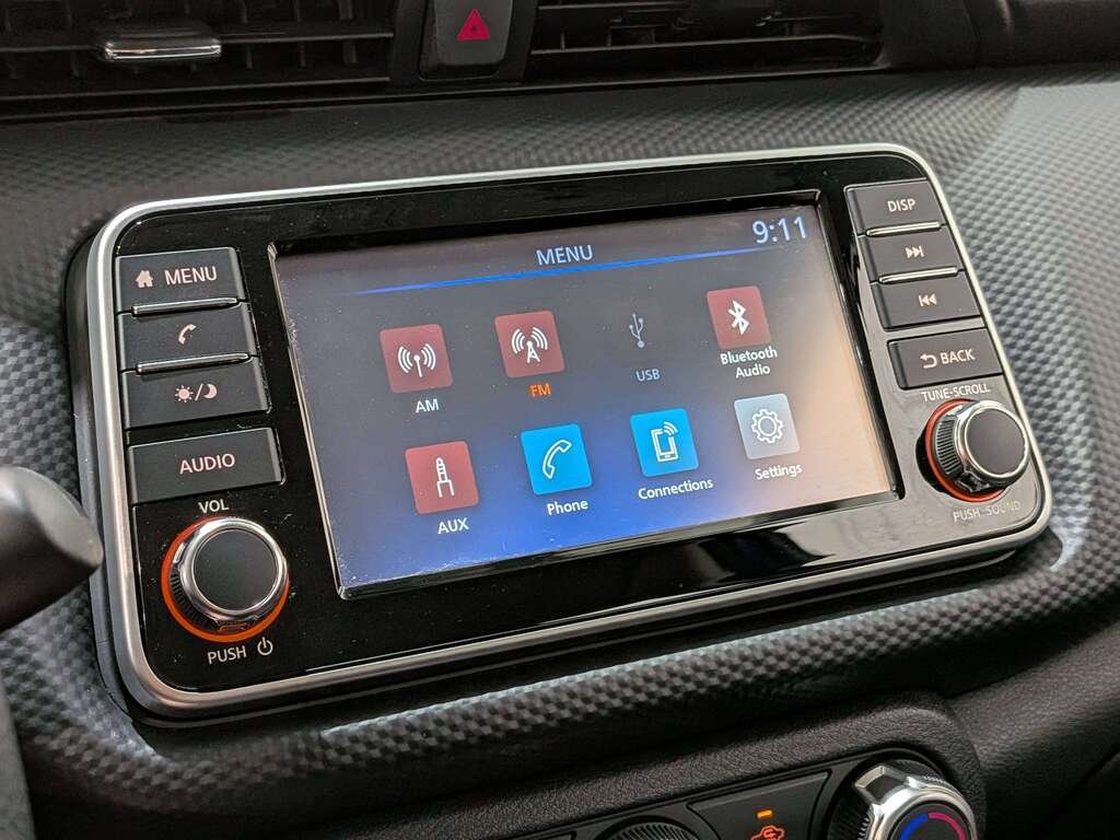 Nissan Kicks 2024 Bleu Val-David - photo #19