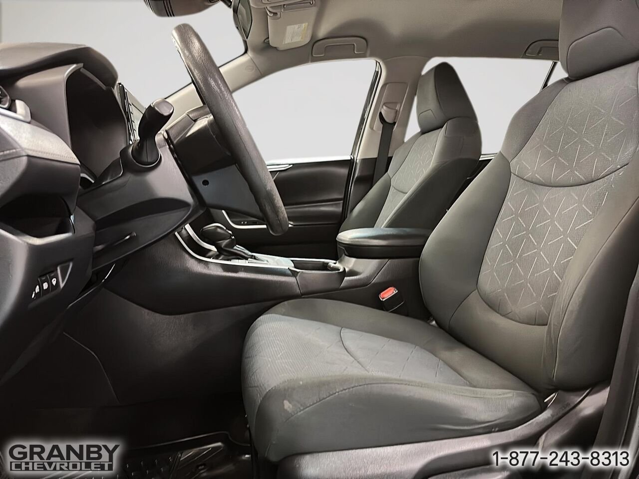 Toyota RAV4 LE TI | 25-0252A 2022 Beige Granby - photo #10