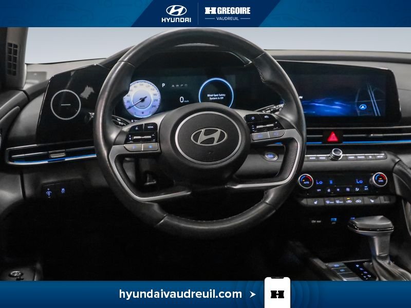 2025 Hyundai Elantra Black Laval - photo #20