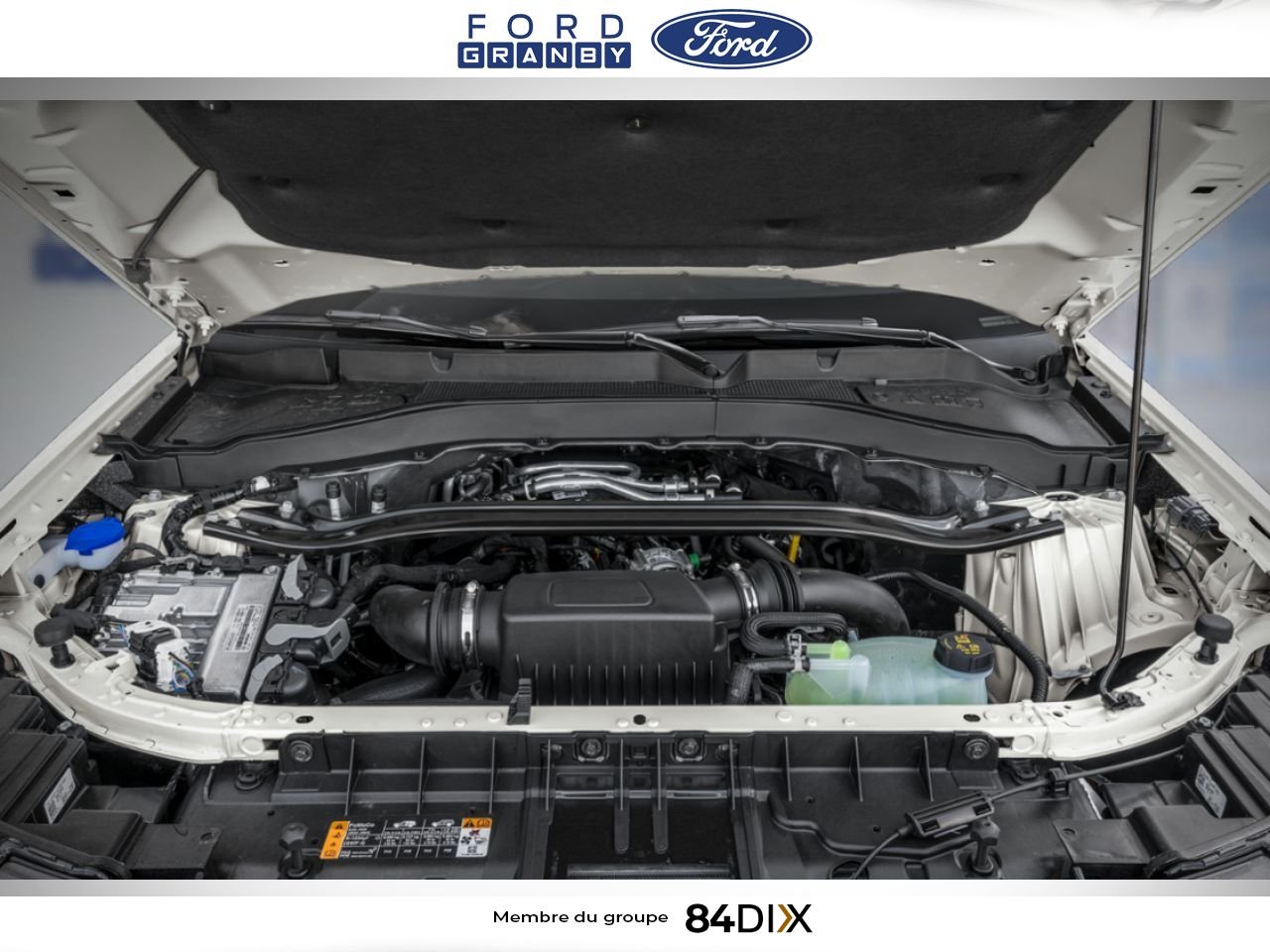 Ford EXPLORER 2026 Gris Granby - photo #11