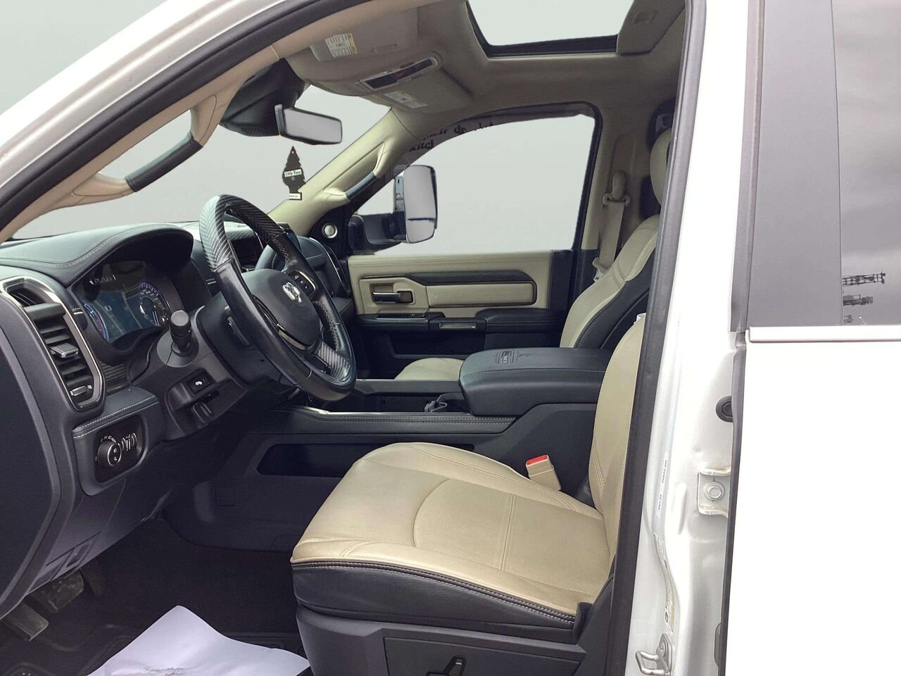2021 Ram 3500 White Gatineau - photo #12