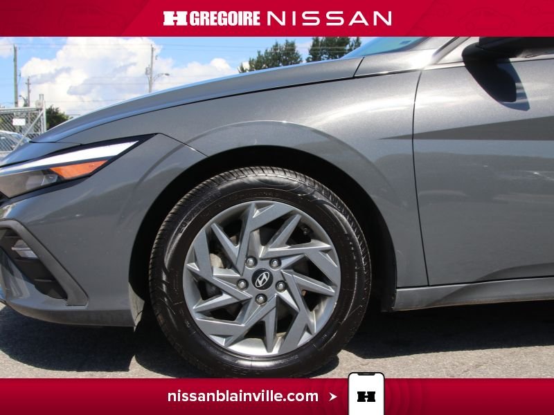 2024 Hyundai Elantra Grey Laval - photo #22