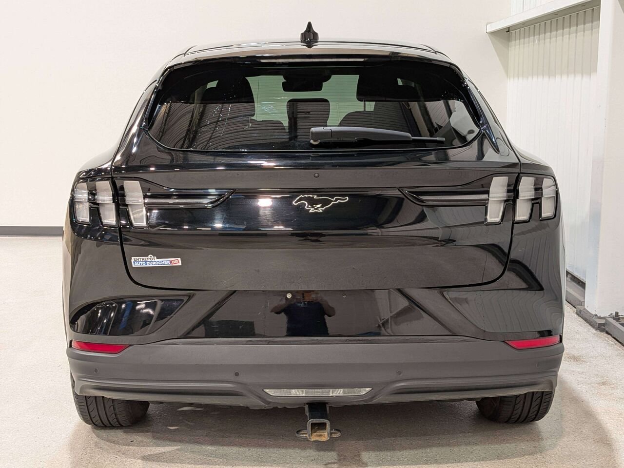2022 Ford Mustang Mach-E Select RWD Black Val-David - photo #5