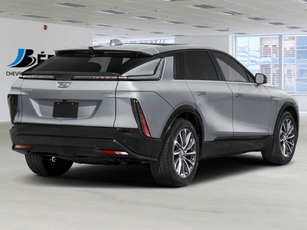CADILLAC LYRIQ LYRIQ ELECTRIC SPORT AWD (1SF) 2026 Argent silver métallisé Rivière-du-Loup - photo #2