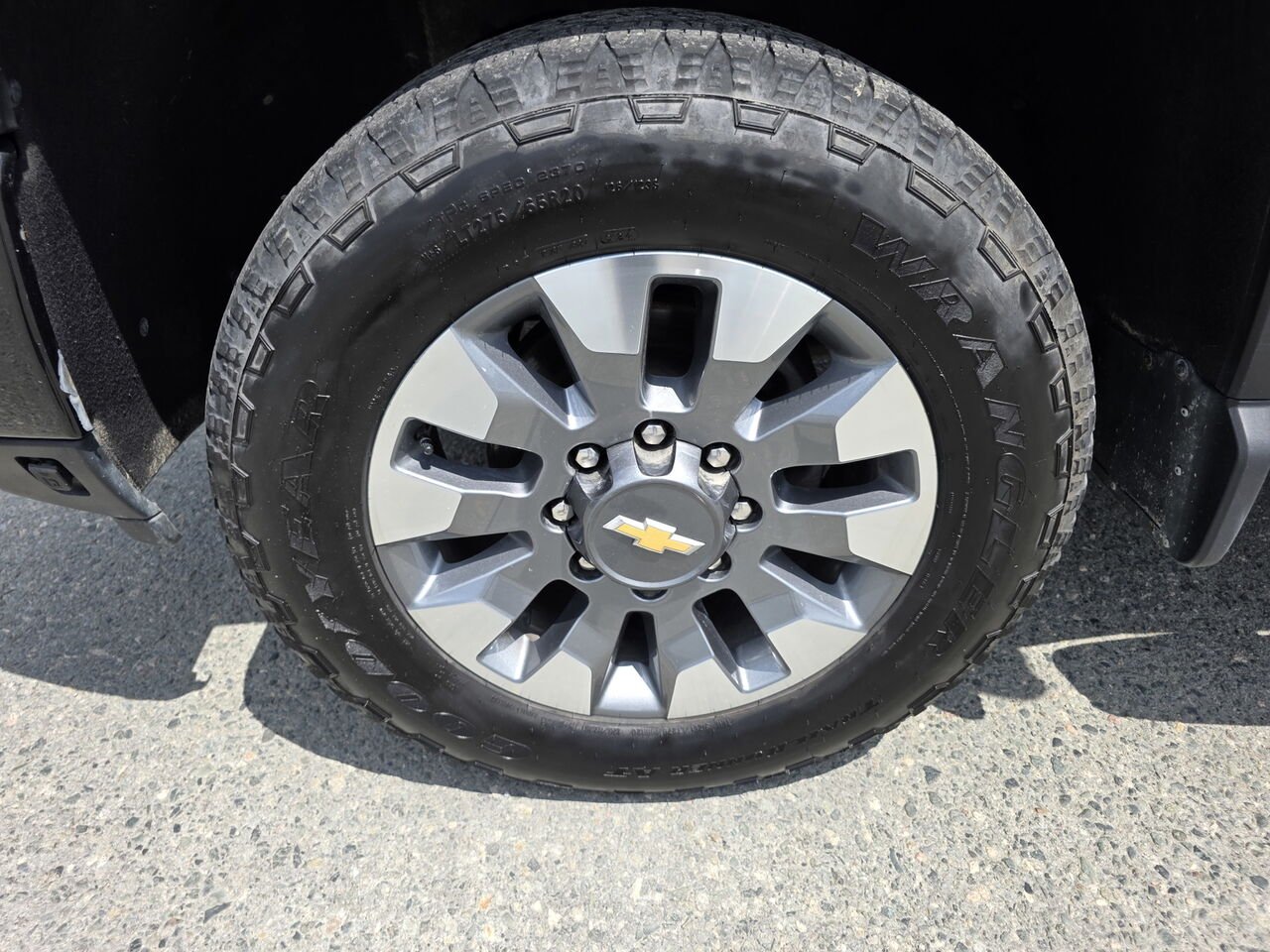 2024 Chevrolet Silverado 2500HD Custom Black Rouyn-Noranda - photo #41