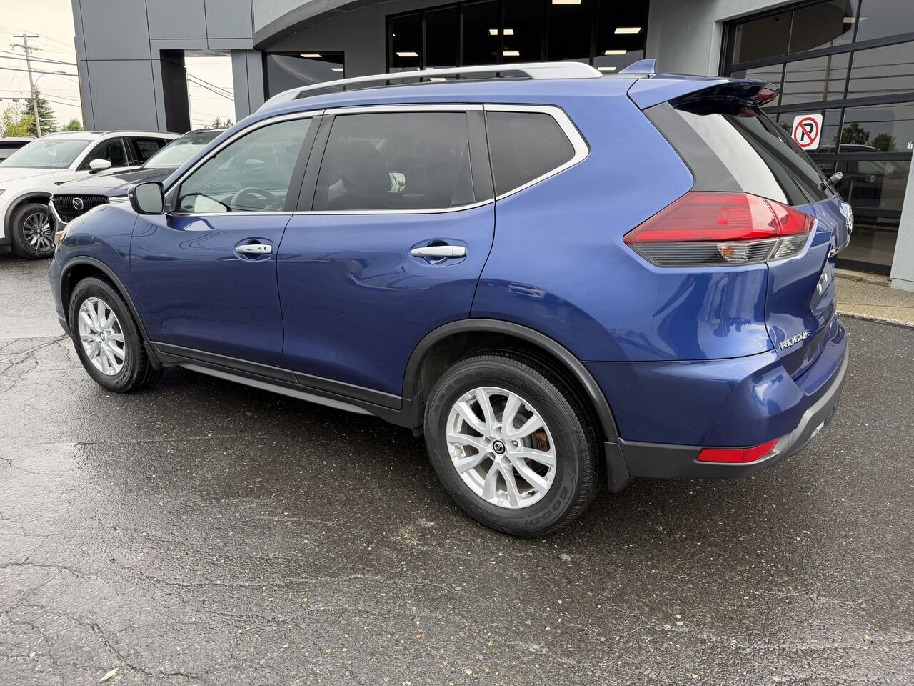 2019 Nissan Rogue Blue Nantes - photo #2